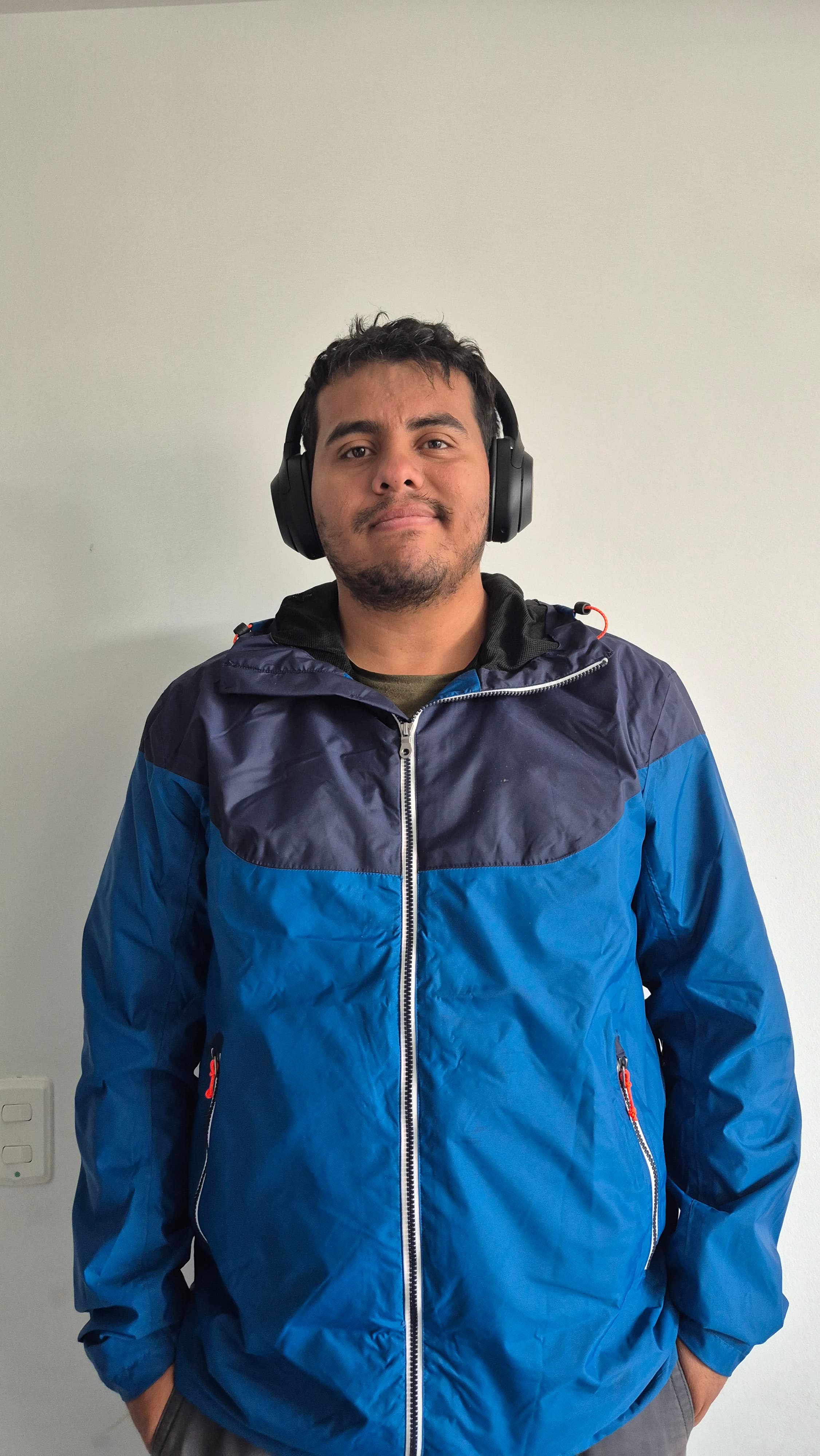 Andrew J. Russ - Desarrollador y Fundador